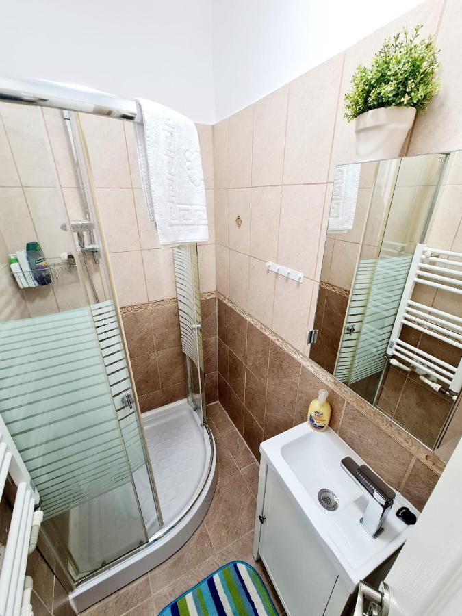 Central Old City Center Studio Universitate Coltea - Cav9 Bucharest Luaran gambar