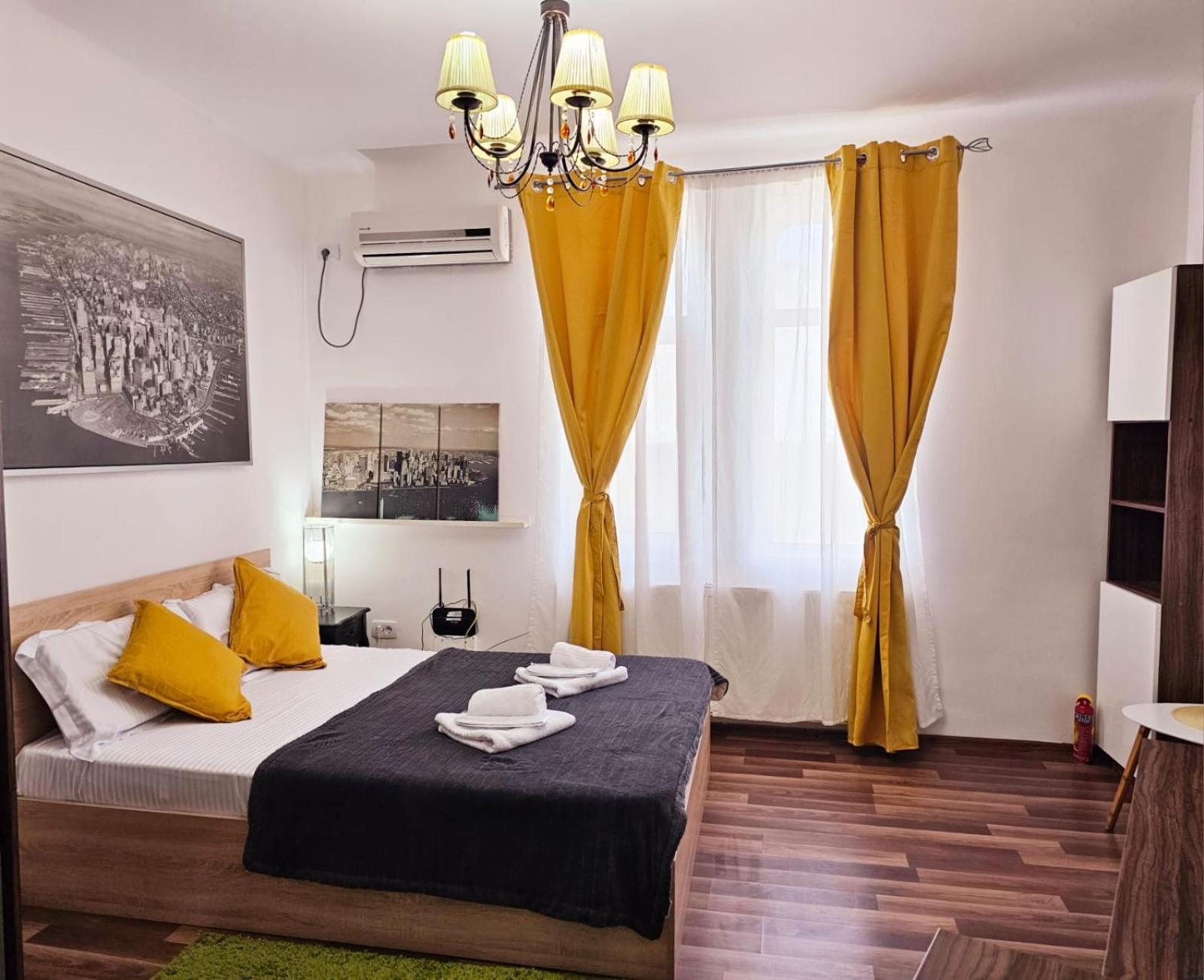 Central Old City Center Studio Universitate Coltea - Cav9 Bucharest Luaran gambar